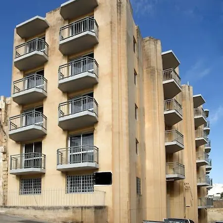 Standard 1 Bedroom Balluta Bay Слима
